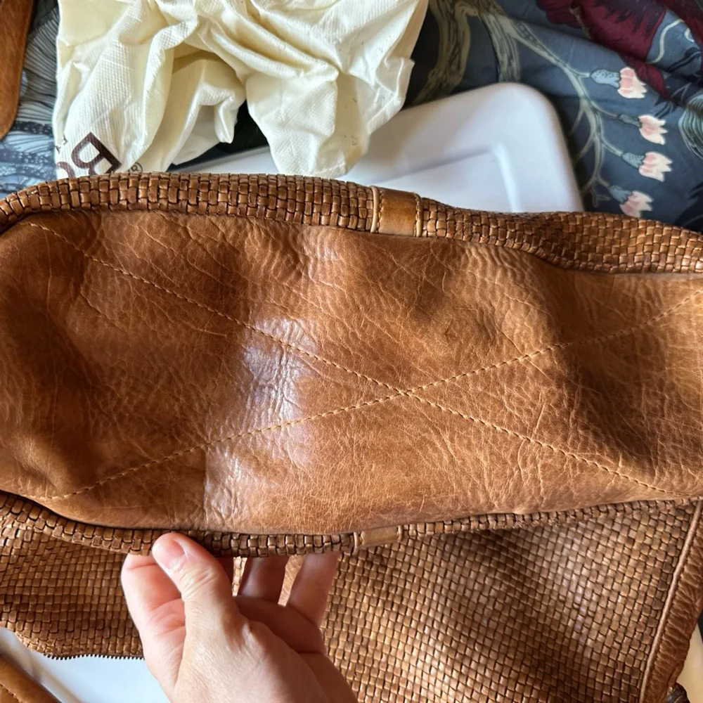 Woven Leather Purse - Picture 5 of 6